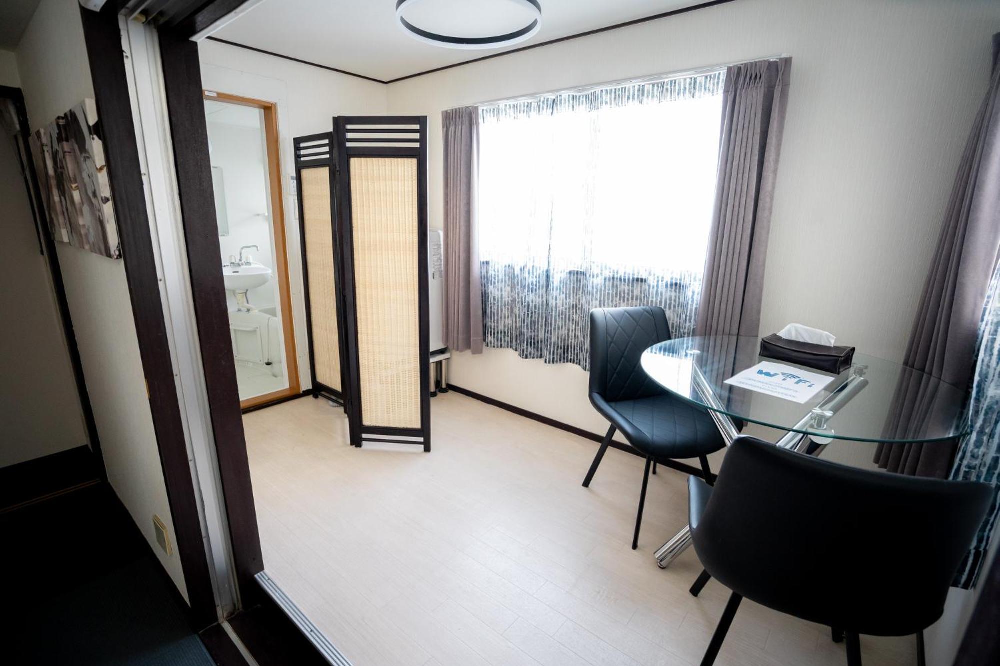 Premier Suite Shinjuku Akebonobashi Front Tokyo Exterior photo